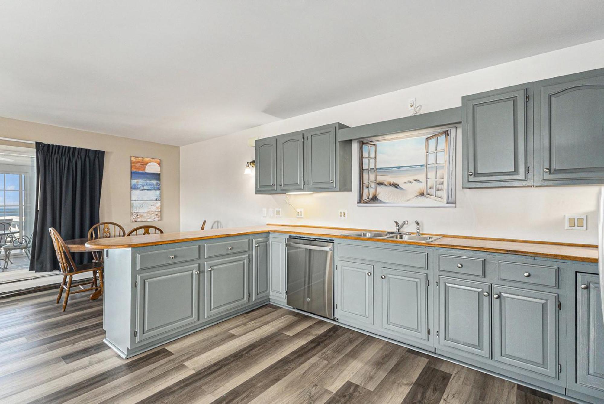 Snyders Shoreline Inn Ludington Bagian luar foto